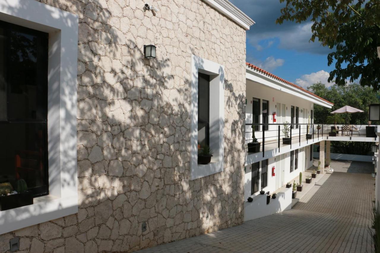 Hotel Santiago Jalpan de Serra Exterior photo